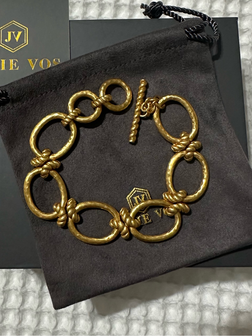 Julie Vos Soho Gold Hammered Grand Link Bracelet